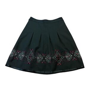Ann Taylor LOFT Petites Embroidered Black Skirt – Size 0P – Lined A-Line Mini